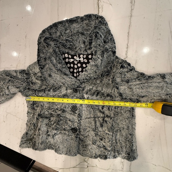 CAbi Gray Faux Fur Jacket - Picture 8 of 13